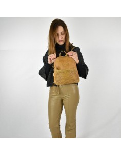 Mochila de passeio em pele cor de mostarda dos The Twins - Cráter