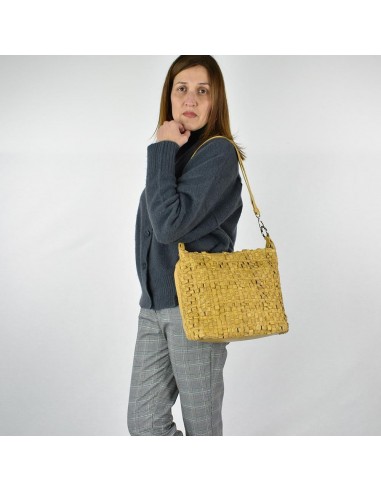 Mala Hobo em pele cor de mostarda The Twins - Trenza