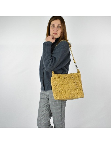 Bolso Hobo en piel de color mostaza The Twins - Trenza