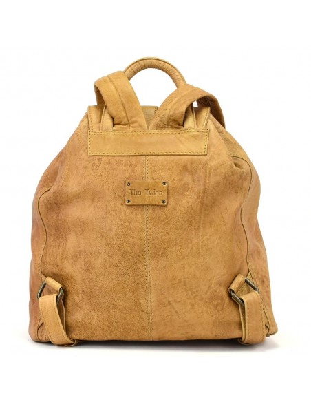 Mochila com aba em pele mostarda The Twins - Bego