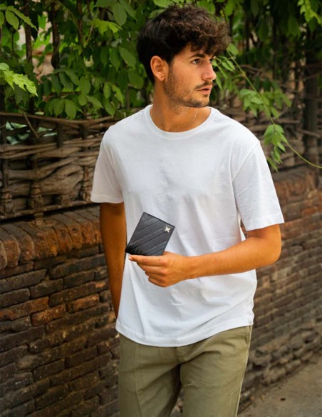 Cartera RFID Munich Negra - Lyrics