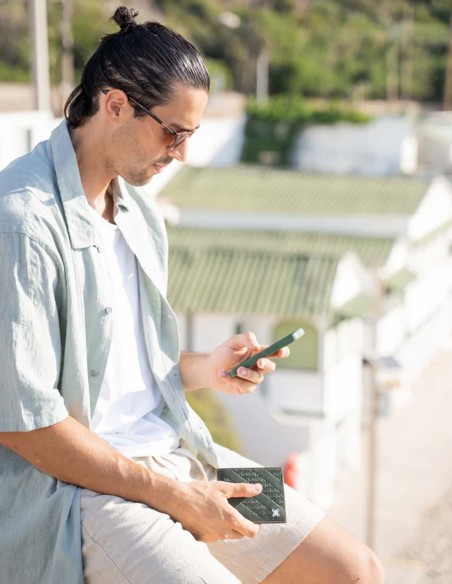 Carteira RFID Munich Verde - Lyrics