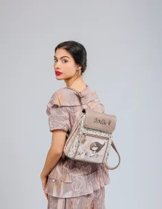 Mochila com Aba Anekke Memories