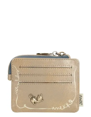 Targeter Petita Anekke Stories