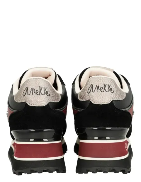 Ténis Plataforma Preta Com Estampado Anekke Mademoiselle