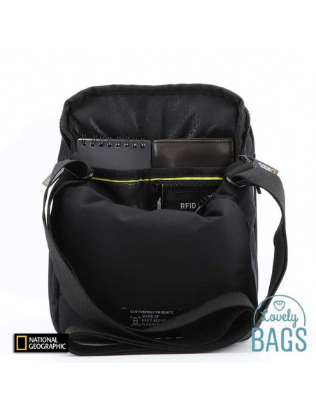Bolsa a tiracolo ecológica preta com aba National Geographic - Mutation