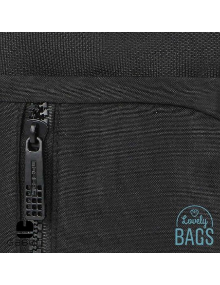 Bandolera impermeable negra amb solapa Gabol - Crony Eco